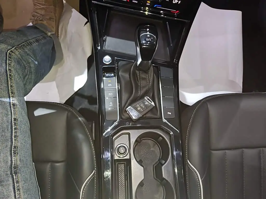 Volkswagen Passat 2021 — Photo 14/20