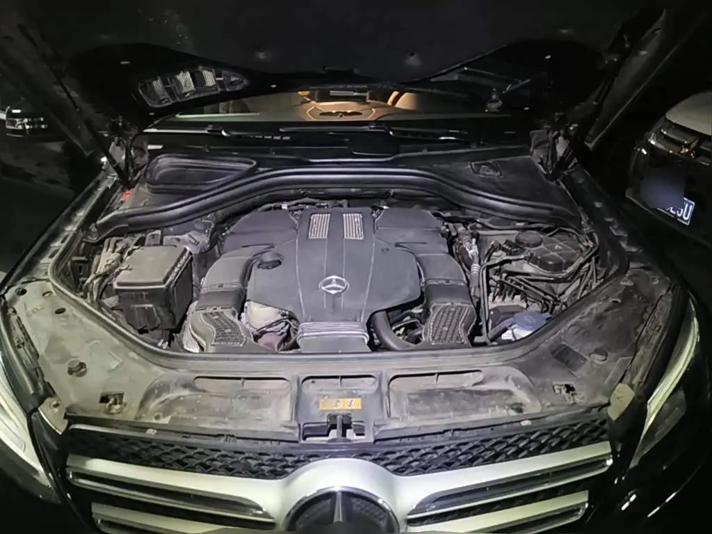 Mercedes-Benz GLE 2018 — Фото 3/13