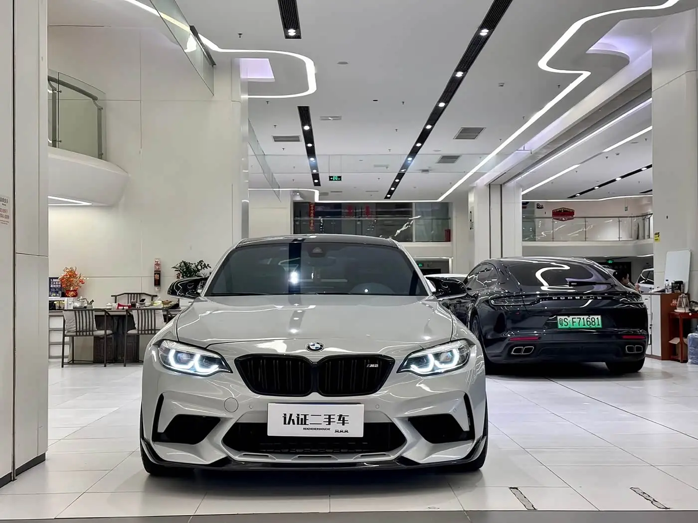 BMW M2 2019 — Photo 2/9