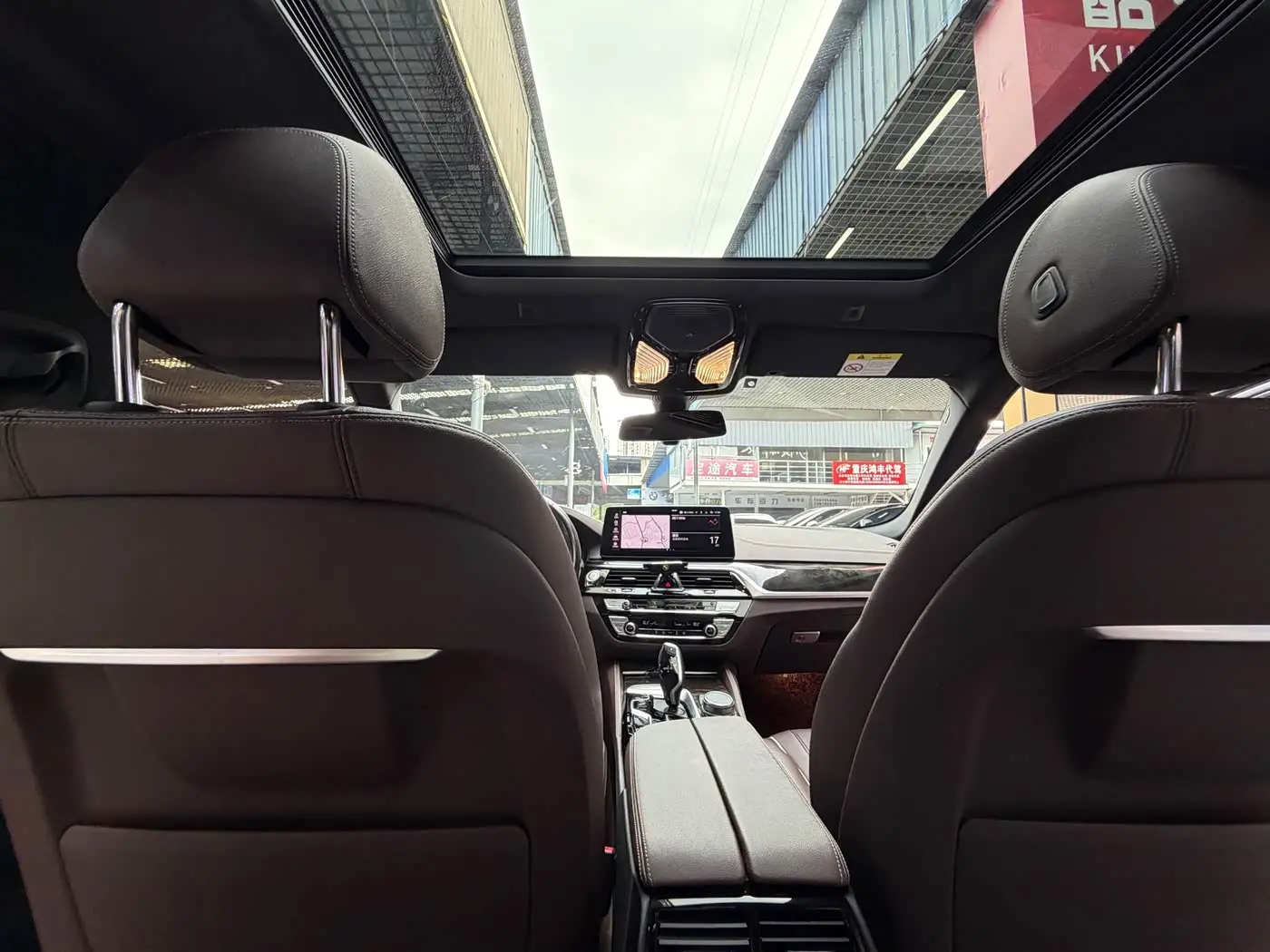 BMW 5 Series 2023 — Photo 20/20