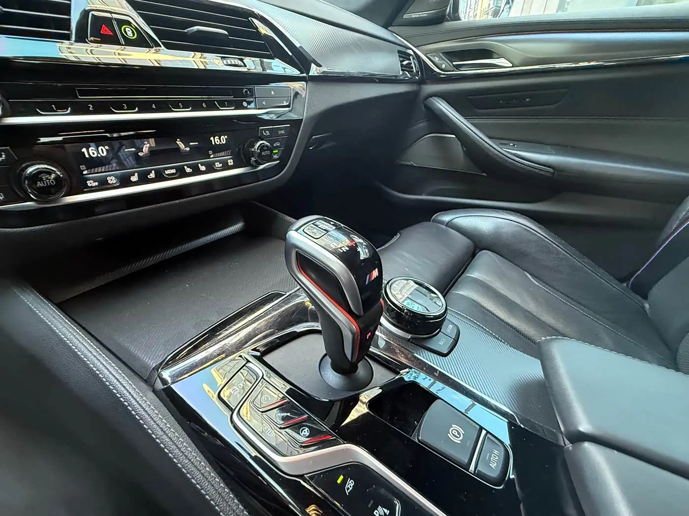 BMW M5 2019 — Фото 17/17