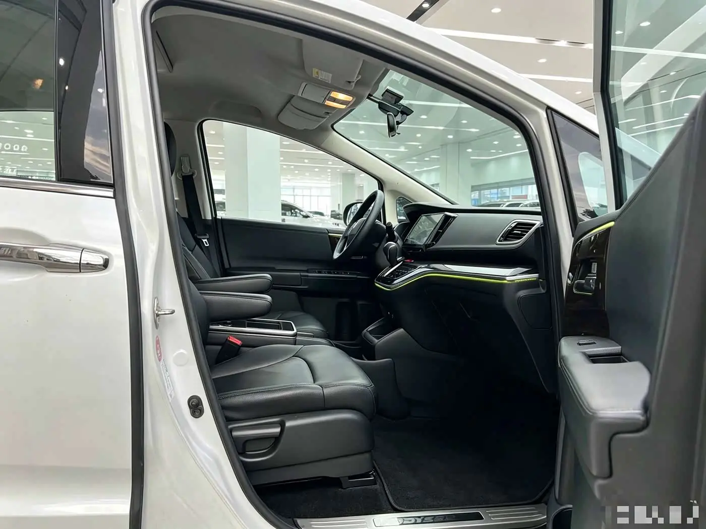 Honda Odyssey 2021 — Фото 12/19