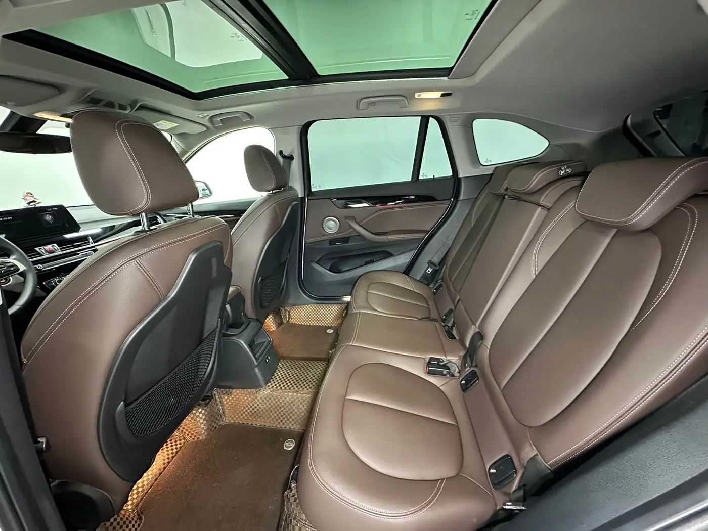 BMW X1 2022 — Photo 10/20