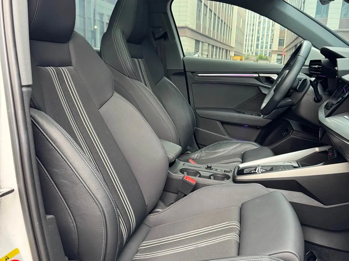 Audi A3 2023 — Photo 17/17