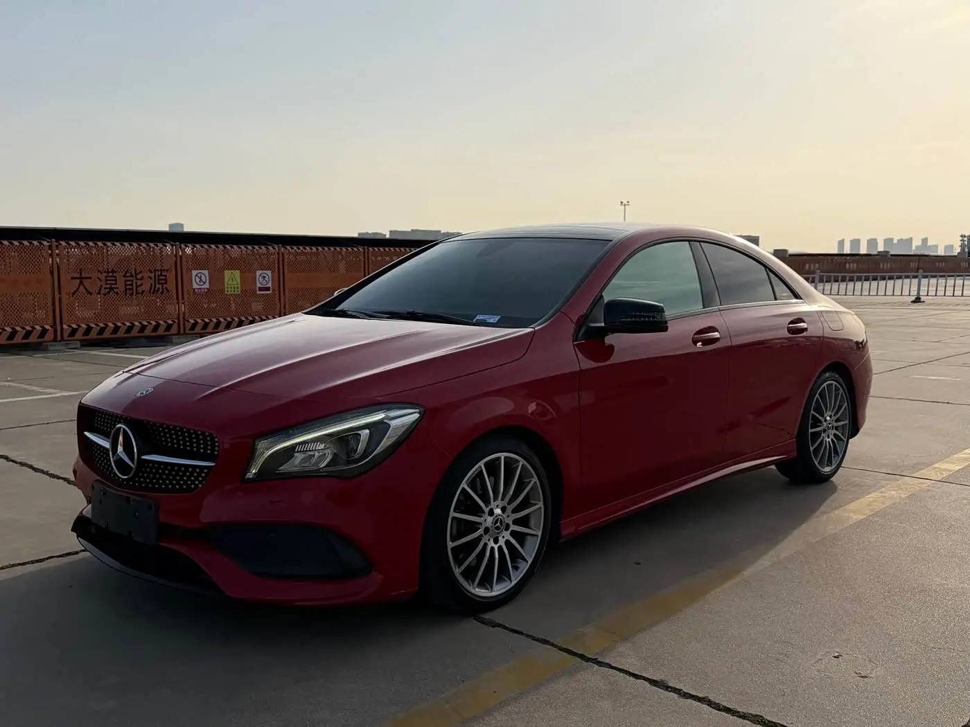 Mercedes-Benz CLA 2018 — Фото 1/14