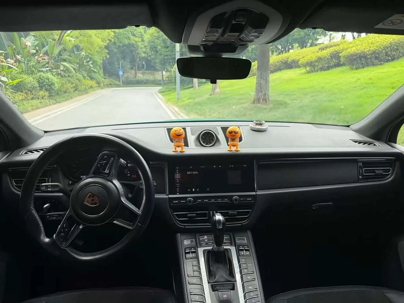 Porsche Macan 2019 — Photo 5/10