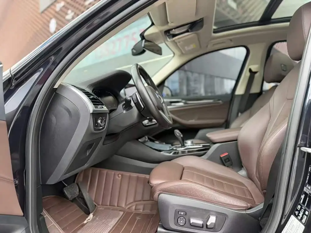 BMW X3 2021 — Photo 3/20