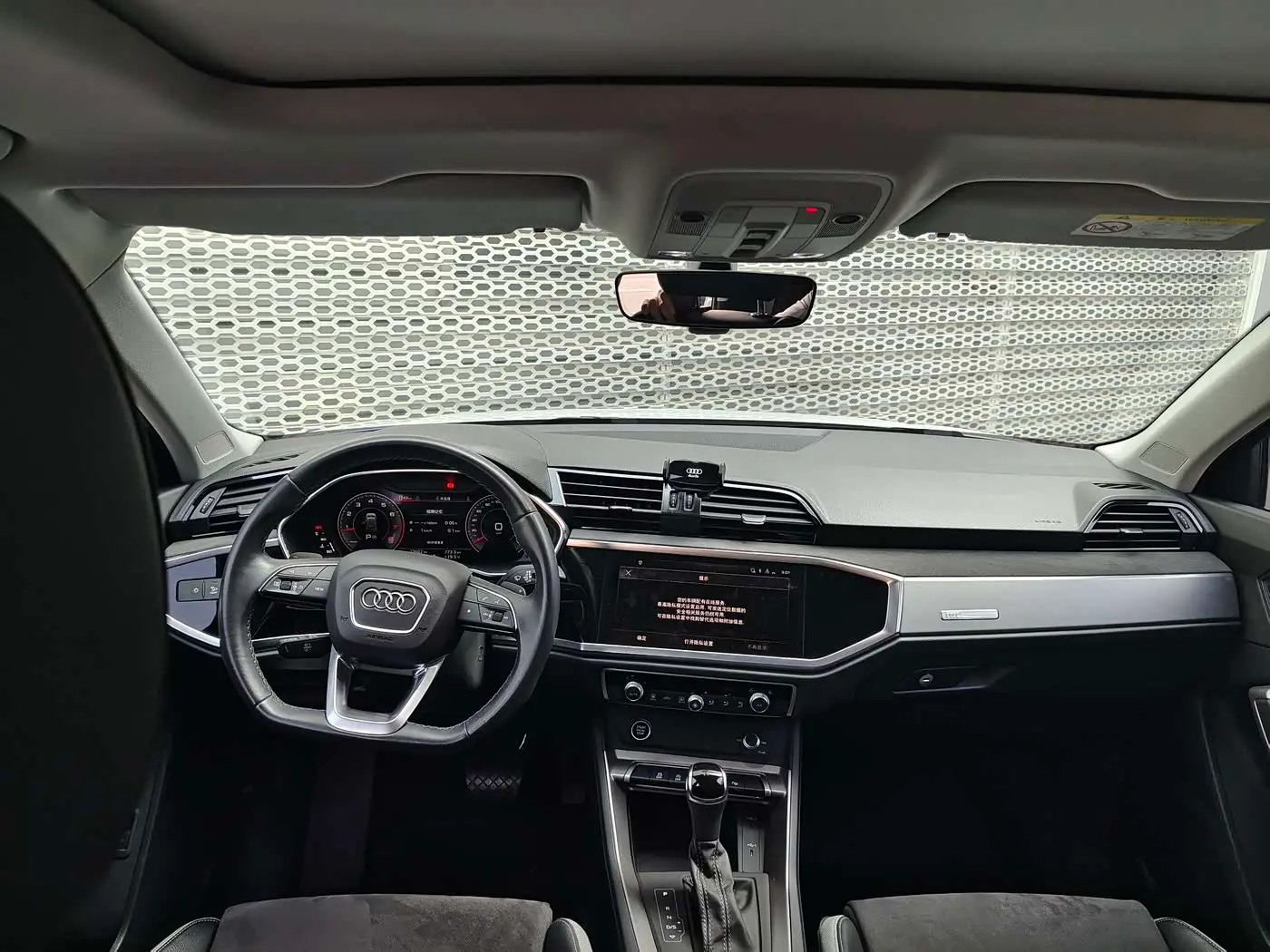 Audi Q3 2023 — Photo 6/10