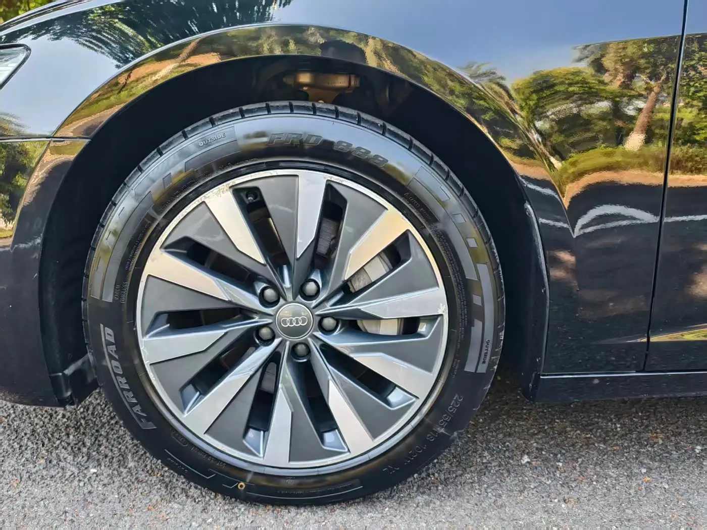 Audi A6L 2020 — ფოტო 12/16
