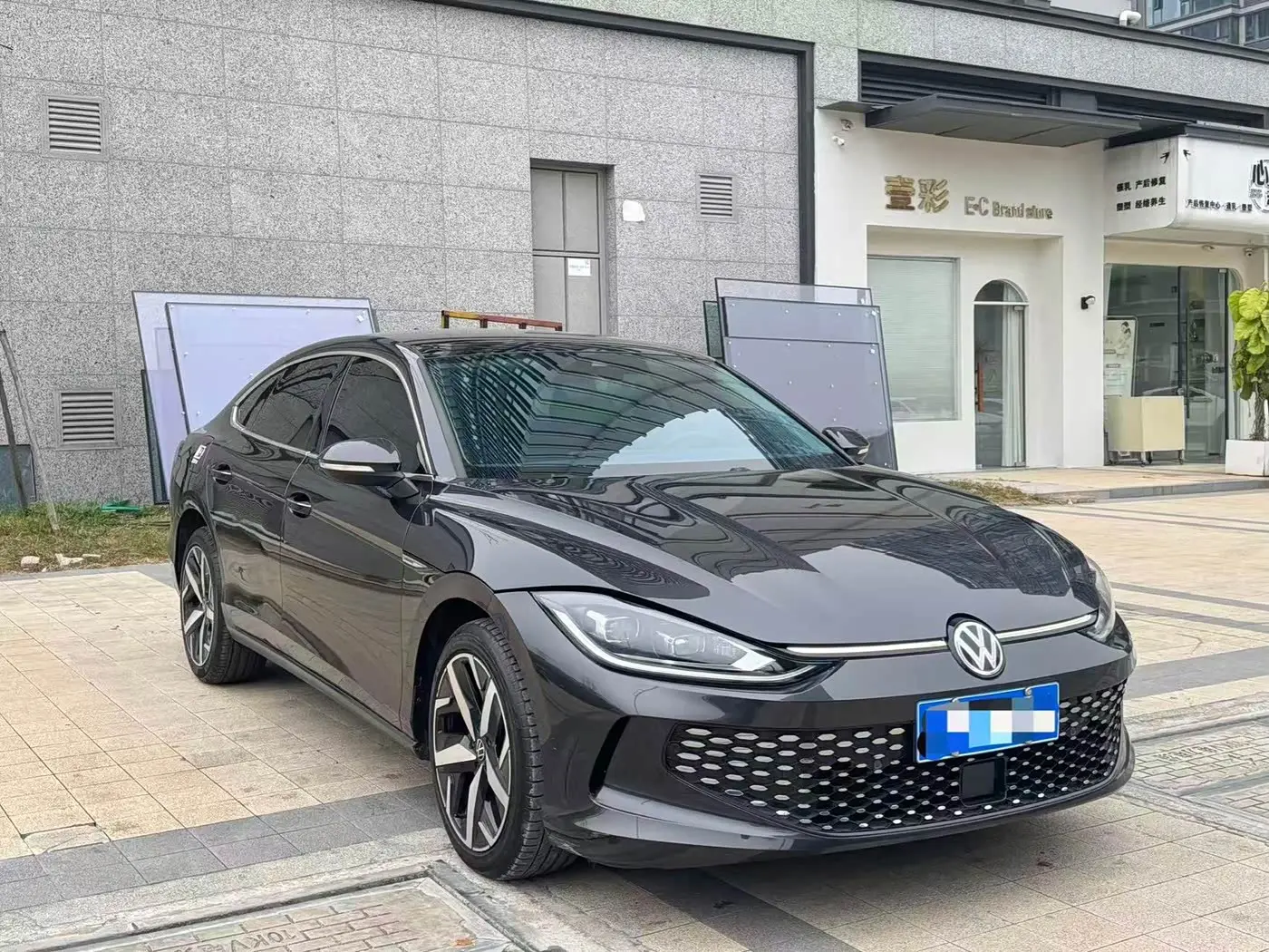 Volkswagen Lamando 2024 — Photo 3/11
