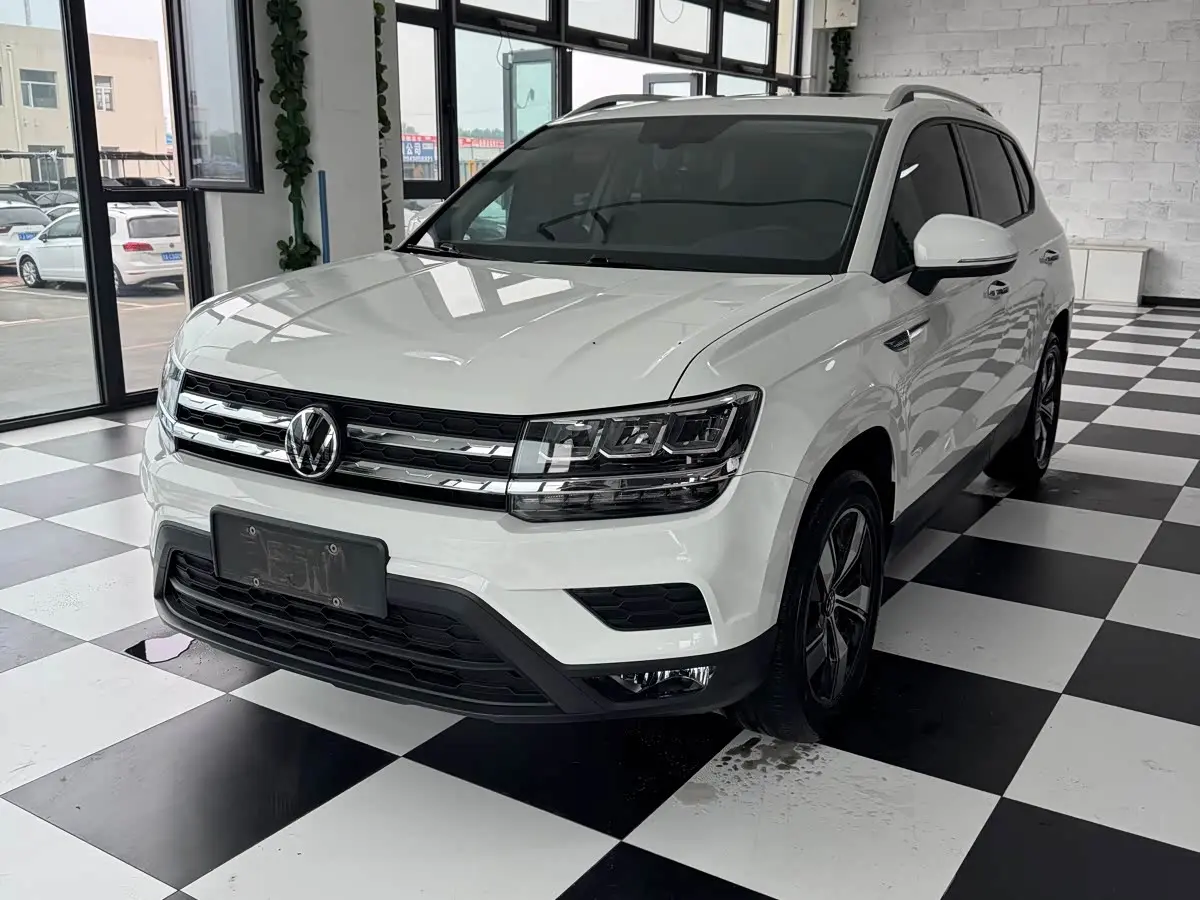 Volkswagen Tharu 2022 — Photo 1/20