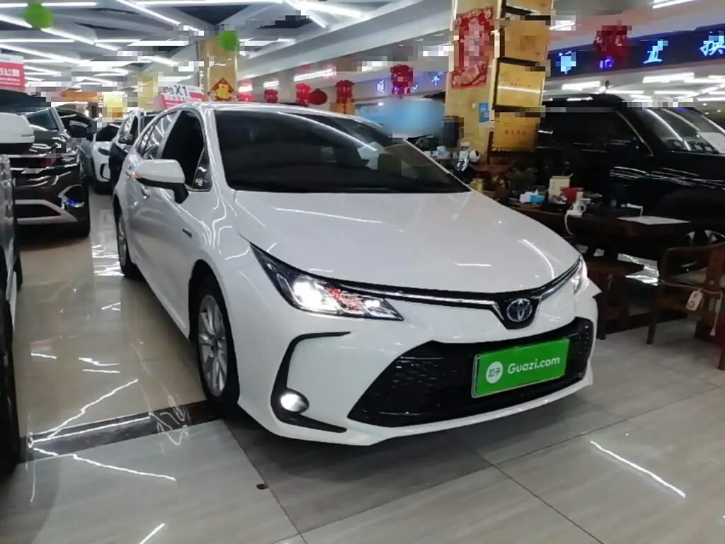Toyota Corolla 2023 — Photo 4/20