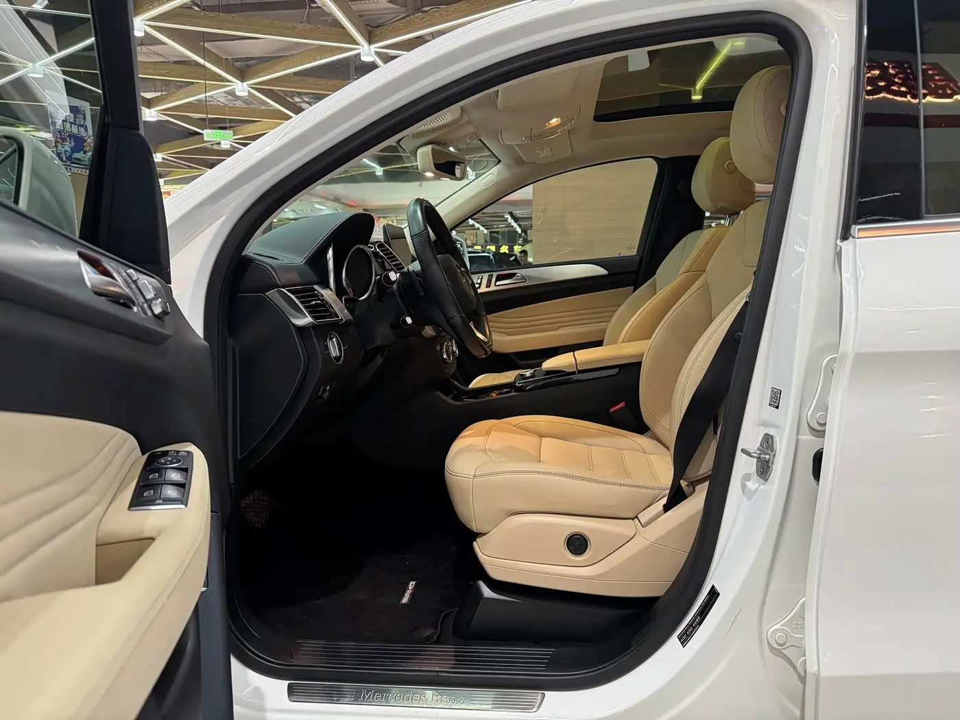 Mercedes-Benz GLE Coupe 2017 — Photo 5/16
