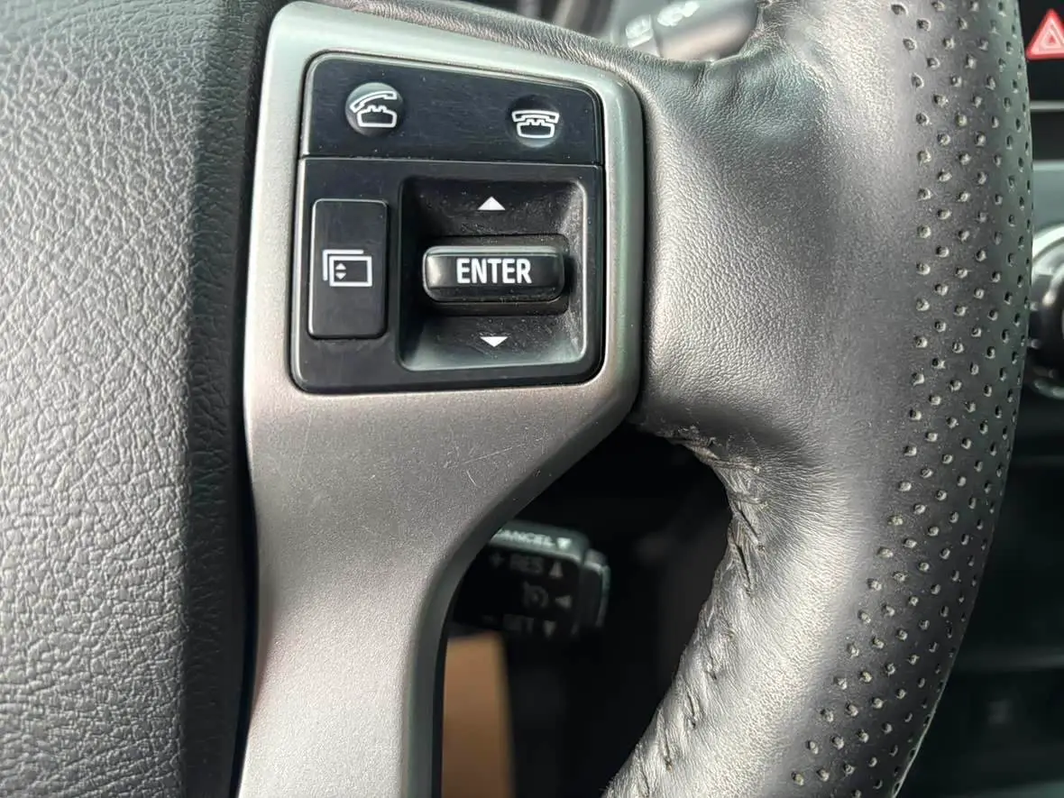 Toyota Prado 2017 — Photo 16/20