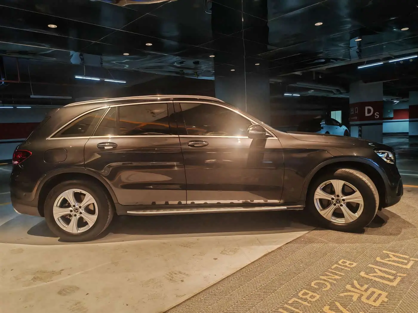 Mercedes-Benz GLC 2020 — Photo 8/20