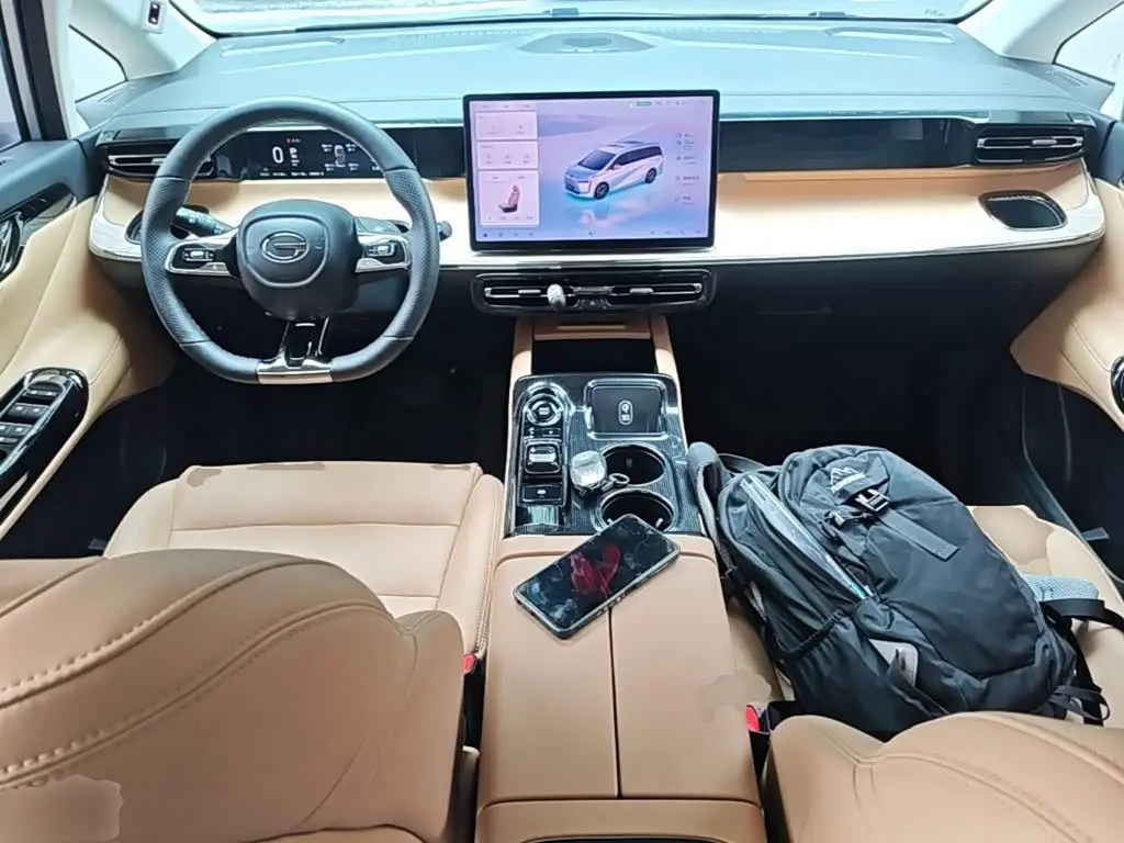 GAC Trumpchi Trumpchi E8 NEV 2025 — Şəkil 10/20