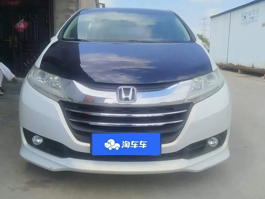 Honda Odyssey 2017 — Фото 2/16