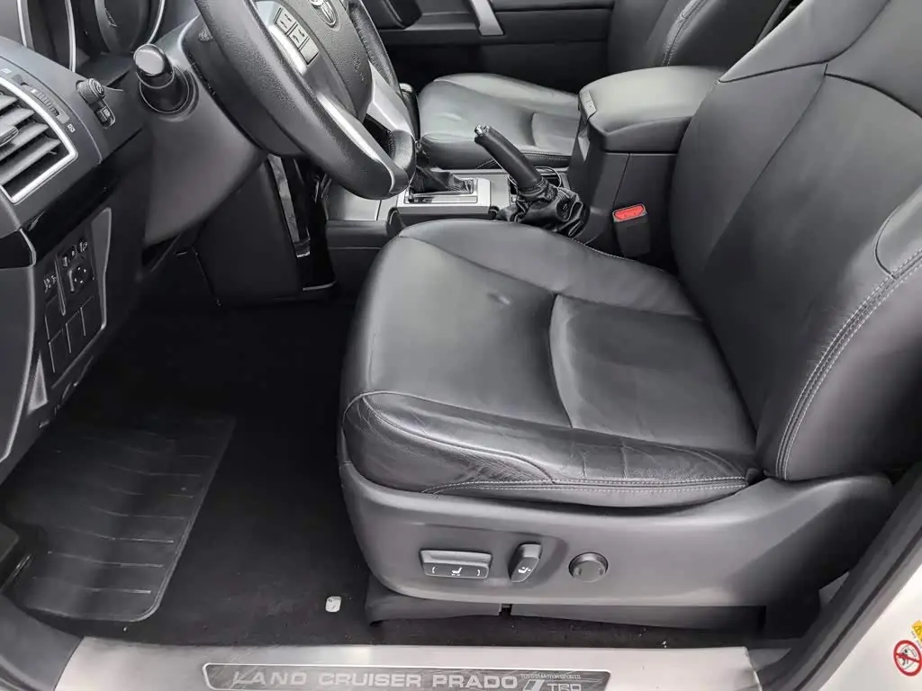 Toyota Prado 2017 — Photo 20/20