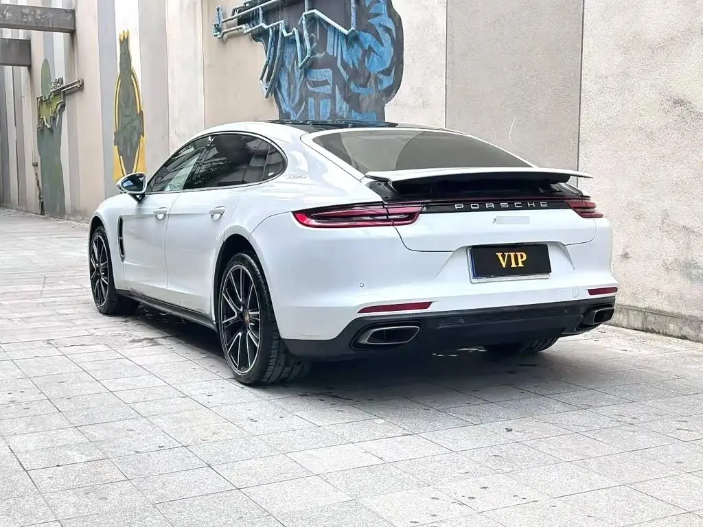 Porsche Panamera 2019 — Фото 6/9