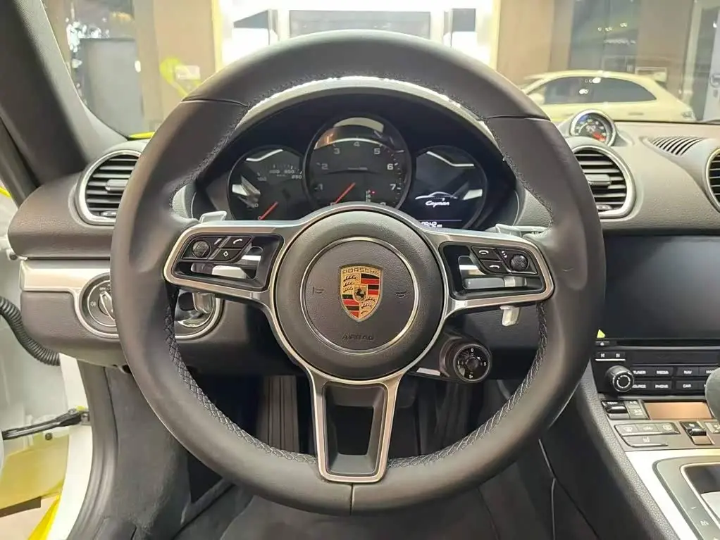Porsche 718 2020 — Photo 9/20