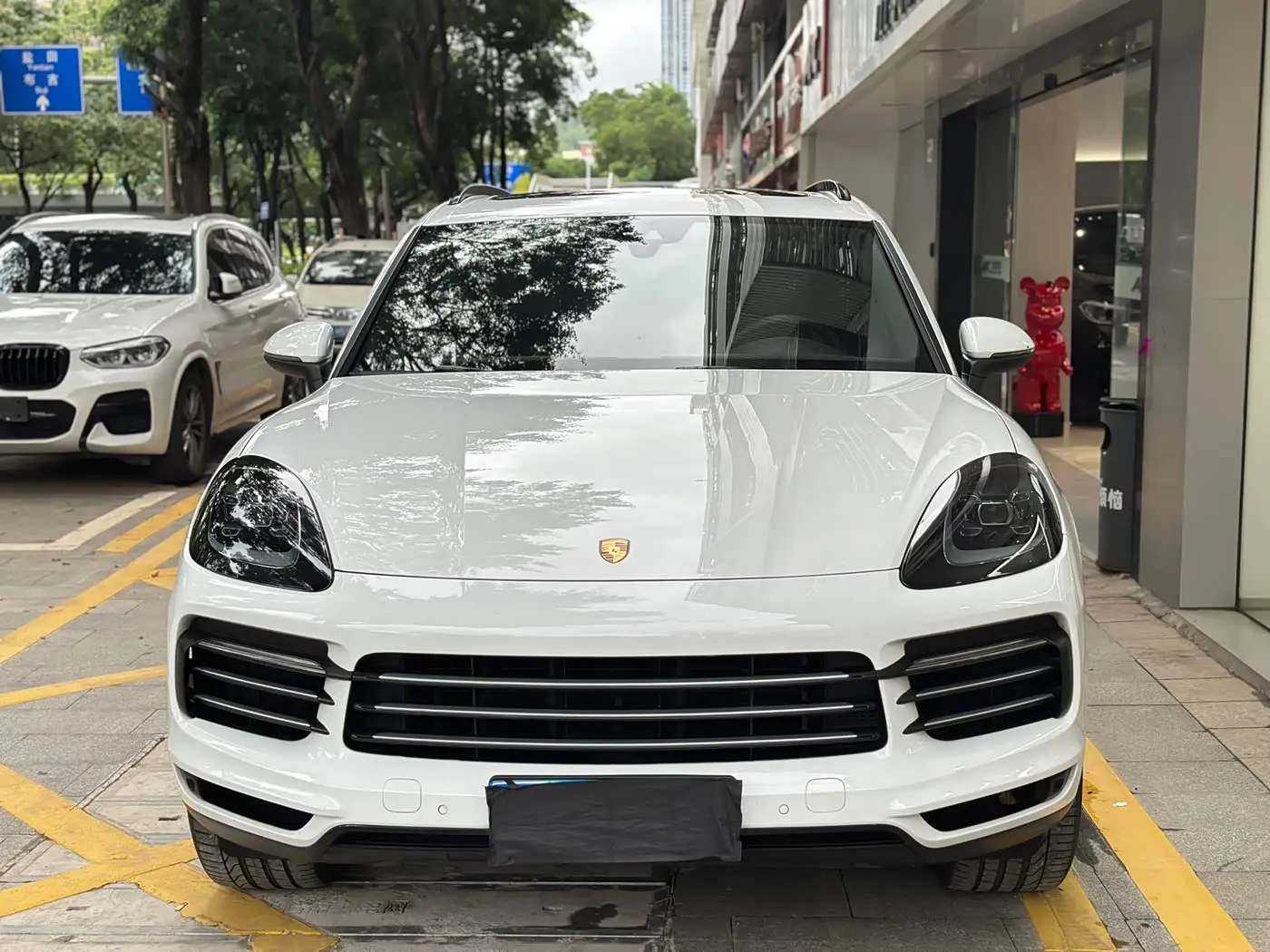 Porsche Cayenne 2020 — Фото 2/10