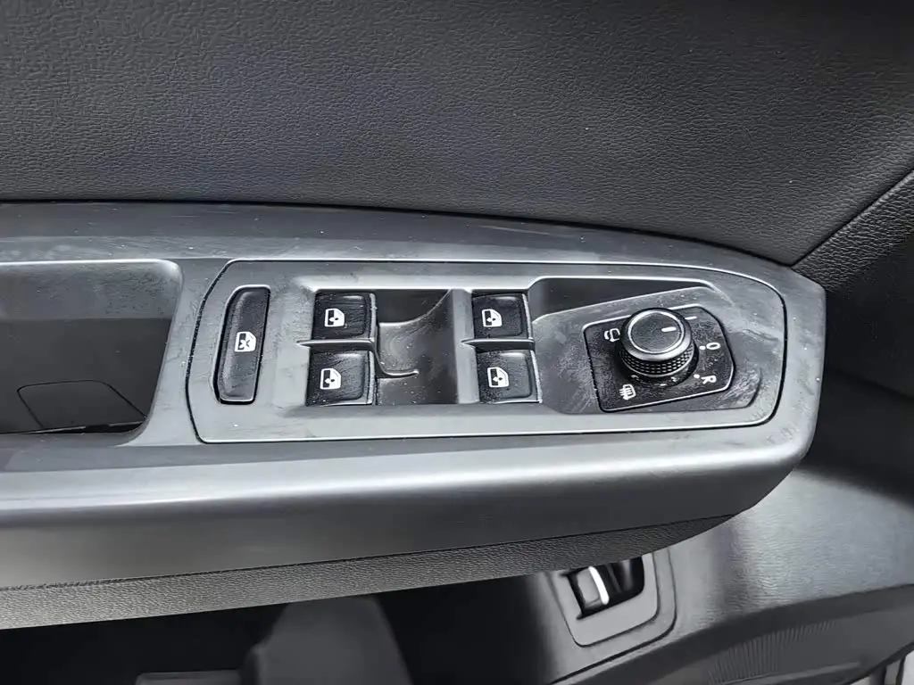 Volkswagen Teramont 2020 — Photo 9/20