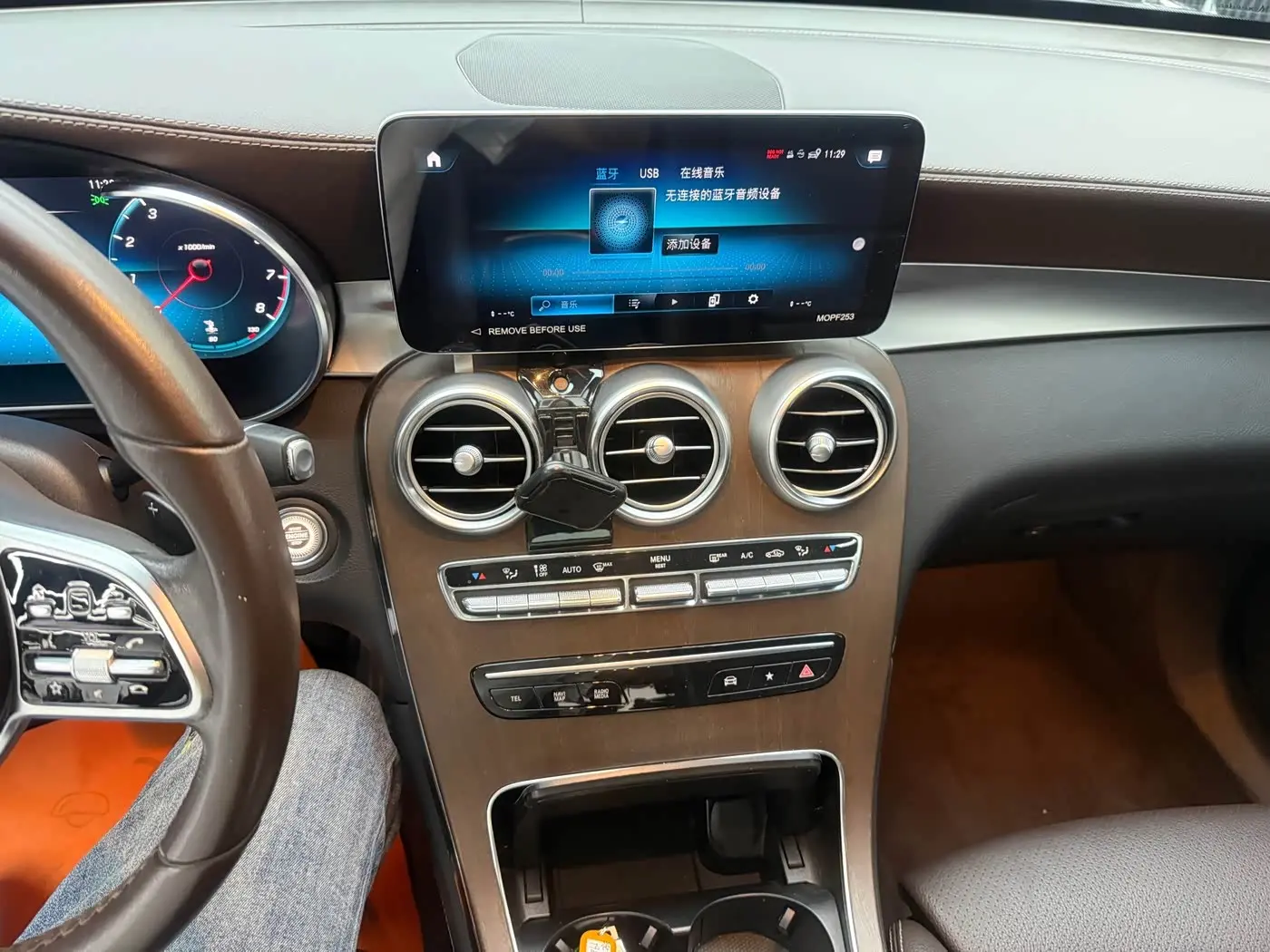 Mercedes-Benz GLC 2018 — Фото 8/20