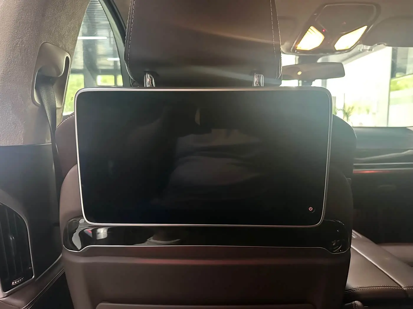 BMW 7 Series 2016 — Photo 11/18