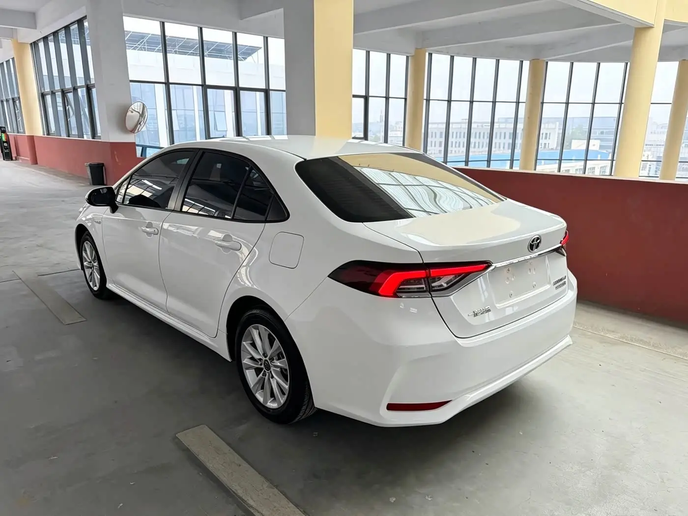 Toyota Corolla 2023 — Photo 15/17