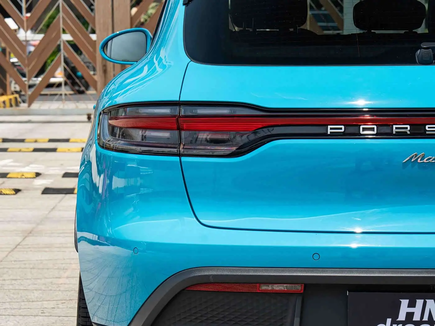 Porsche Macan 2023 — Photo 9/19