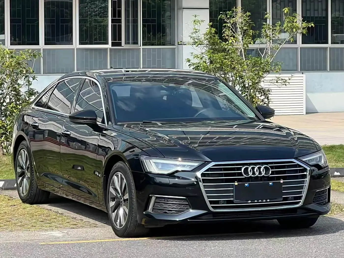 Audi A6L 2022 — Фото 3/20
