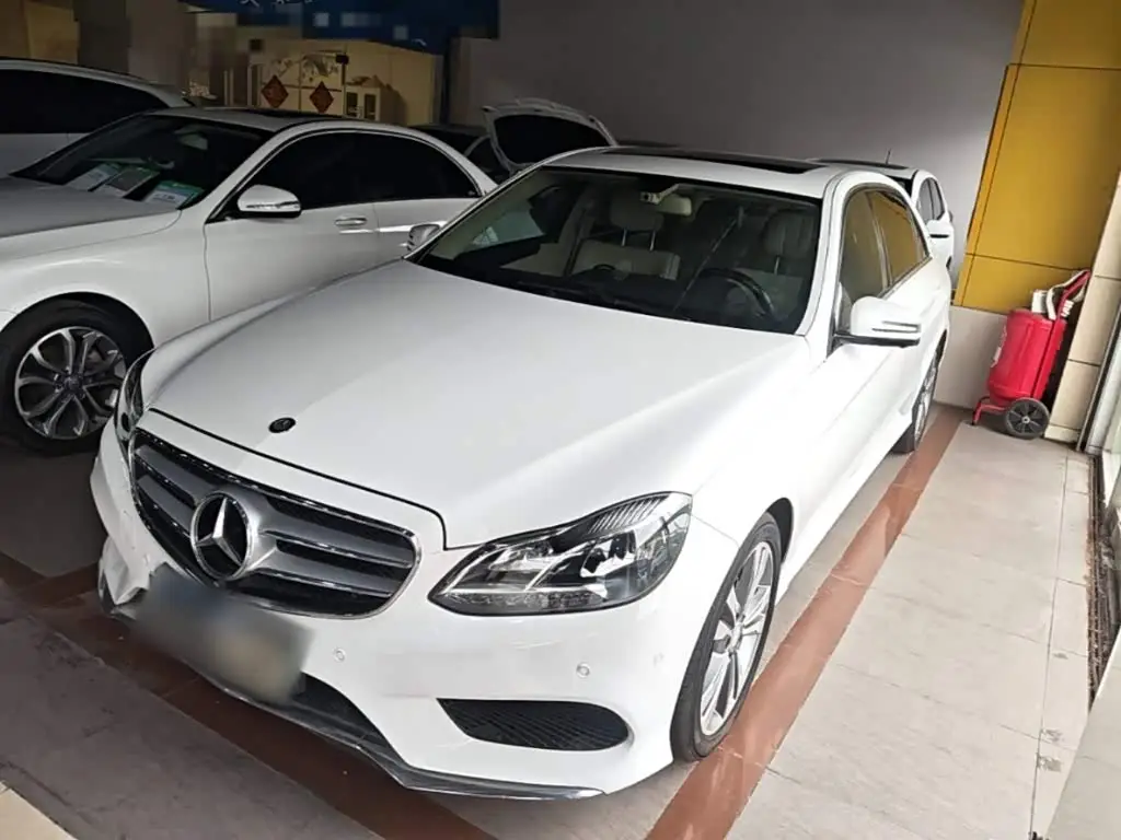 Mercedes-Benz E-Class, 2015