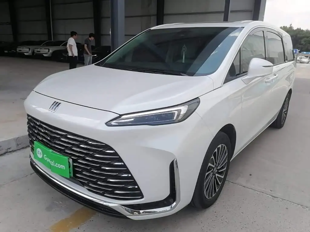 Buick GL8 New Energy 2025 — Photo 1/20