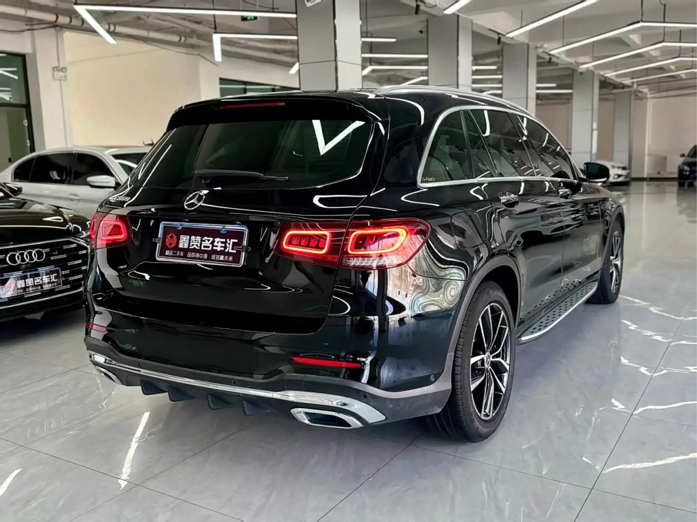 Mercedes-Benz GLC 2019 — Şəkil 9/11