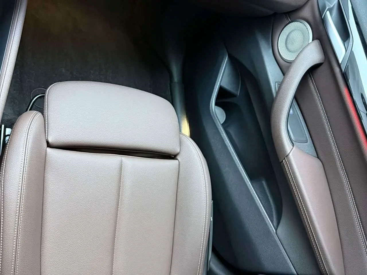 BMW X1 2022 — Photo 13/20