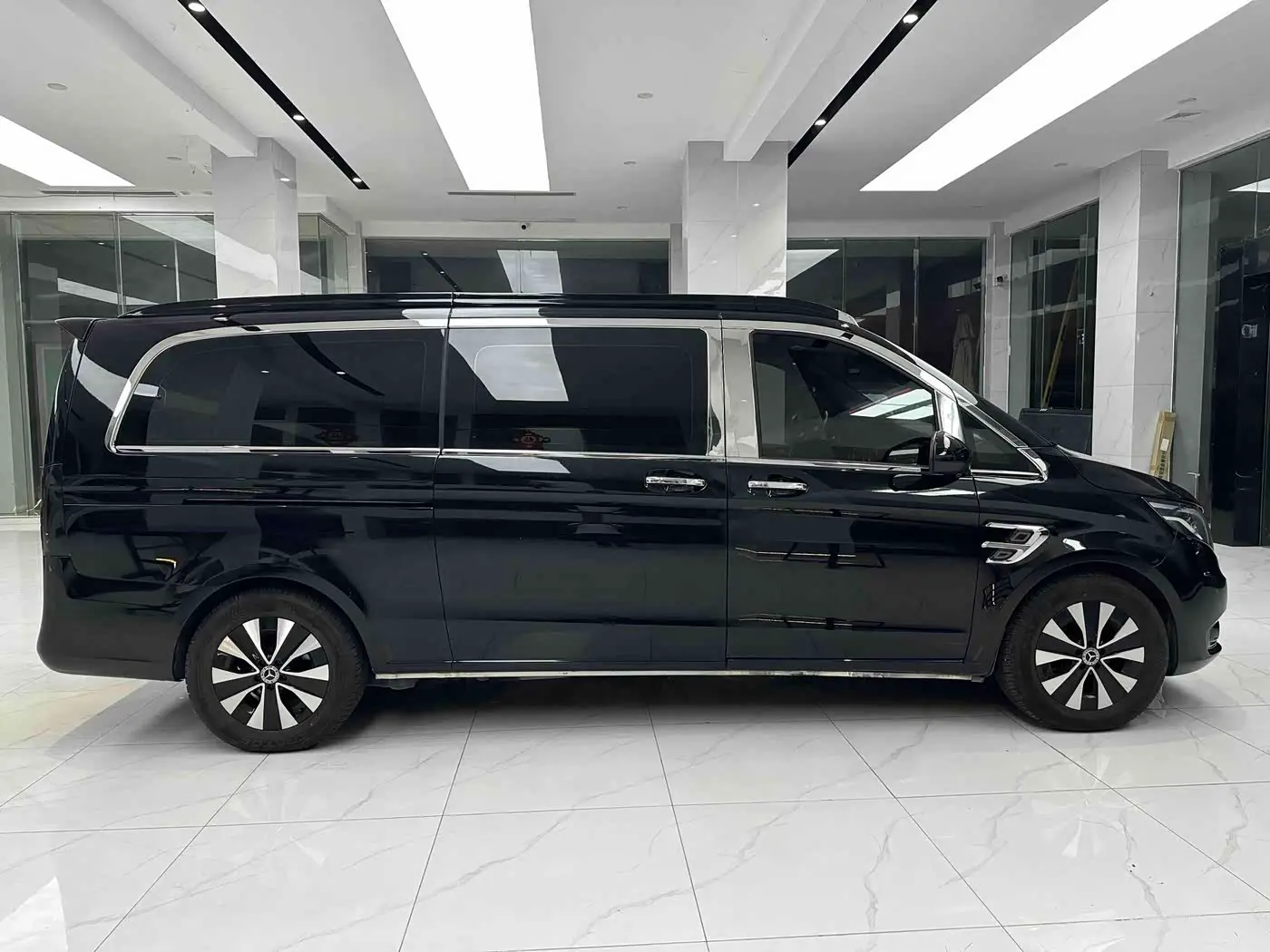 Mercedes-Benz Vito 2024 — Photo 4/16