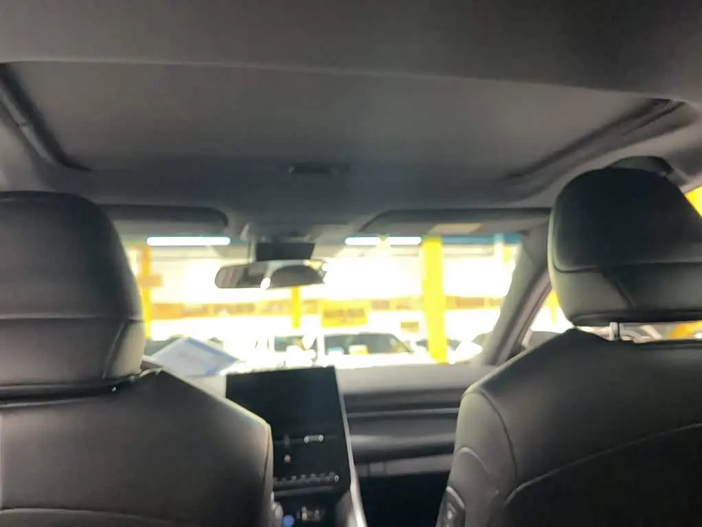 Toyota Avalon 2024 — Photo 14/18