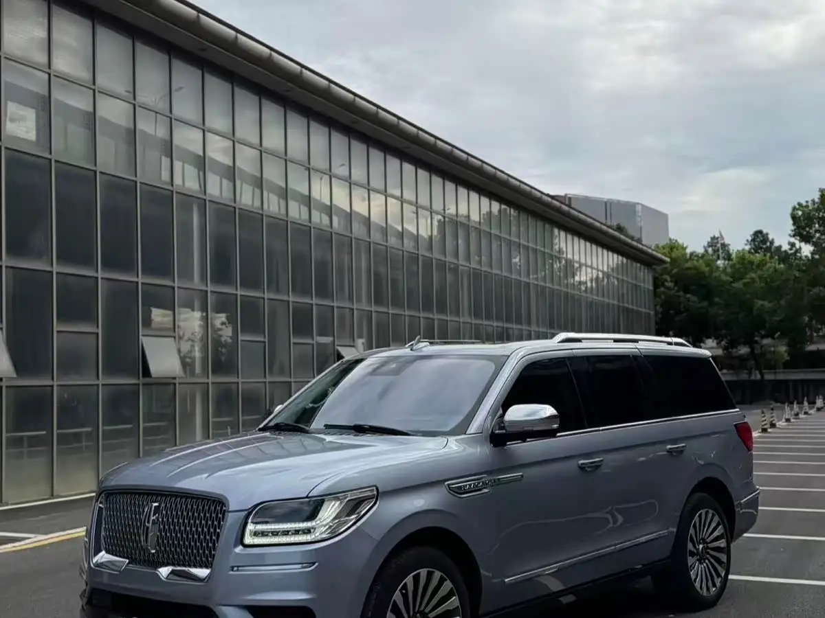 Lincoln Navigator, 2019