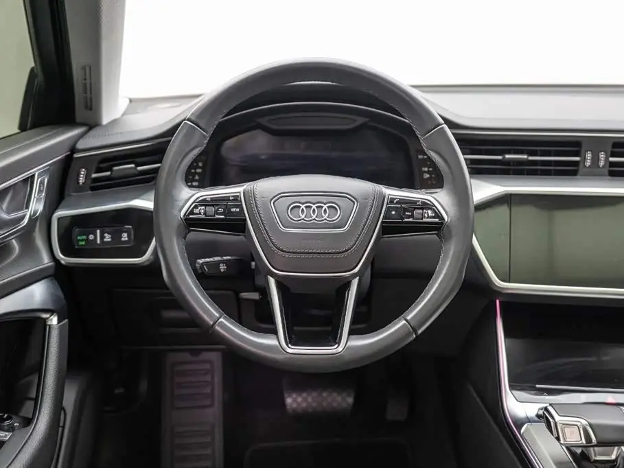 Audi A6L 2025 — Photo 11/20