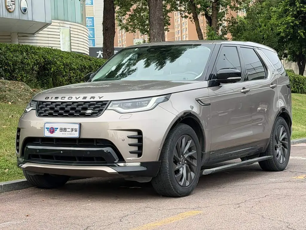 Land Rover Discovery 2021 — Photo 1/14