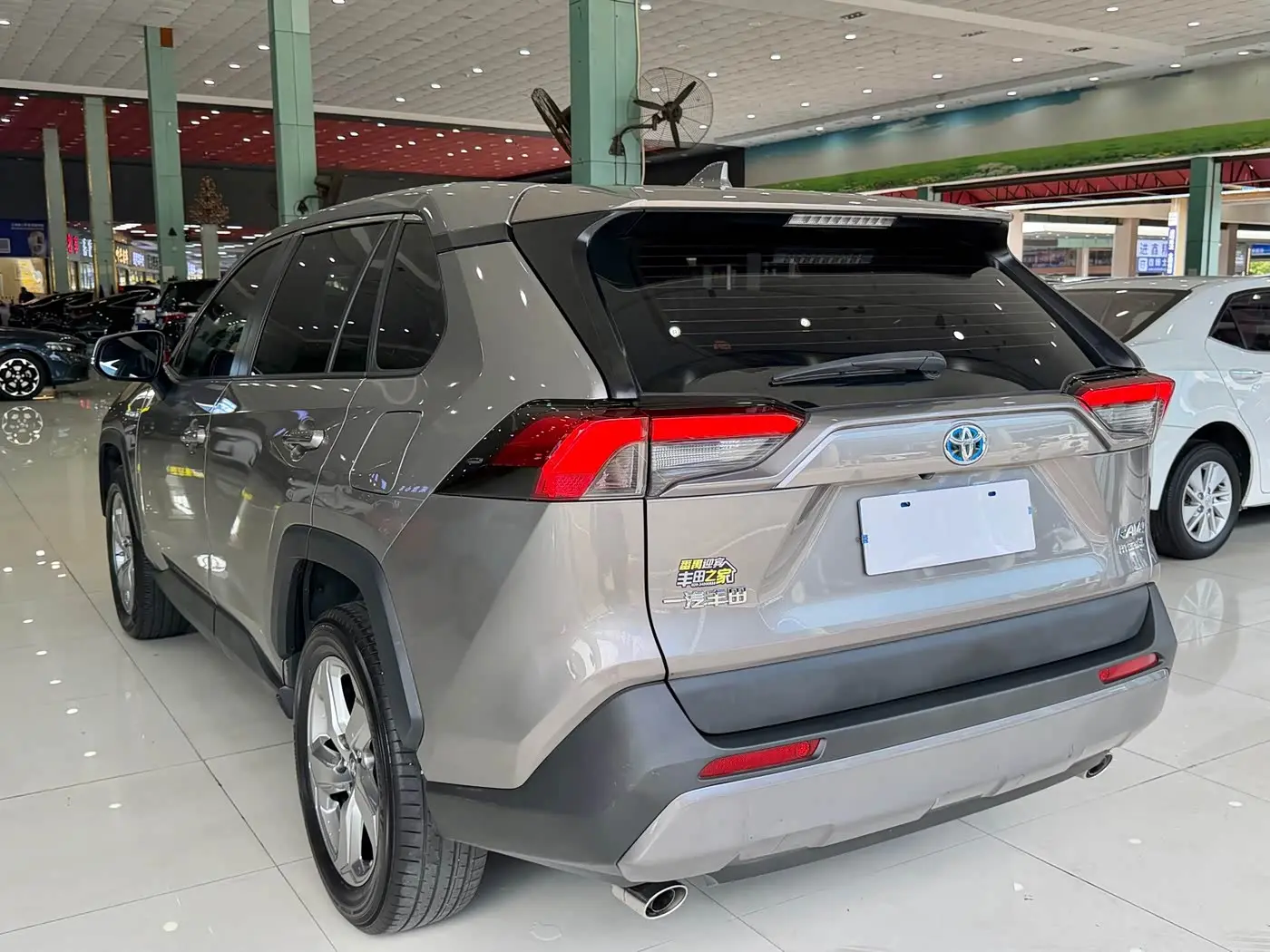 Toyota RAV4 Rongfang 2022 — Photo 13/19