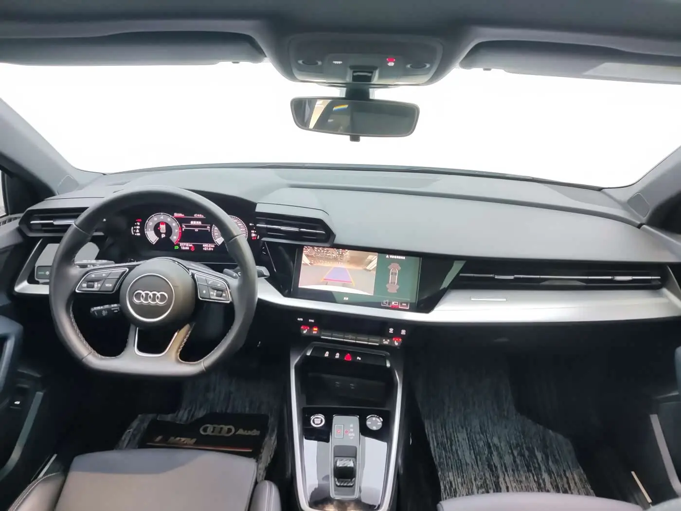 Audi A3 2023 — Photo 12/18