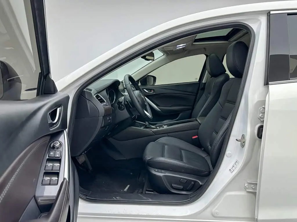 Mazda Atenza 2019 — Photo 9/20
