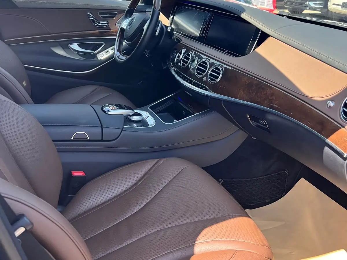 Mercedes-Benz S-Class 2017 — Photo 11/12