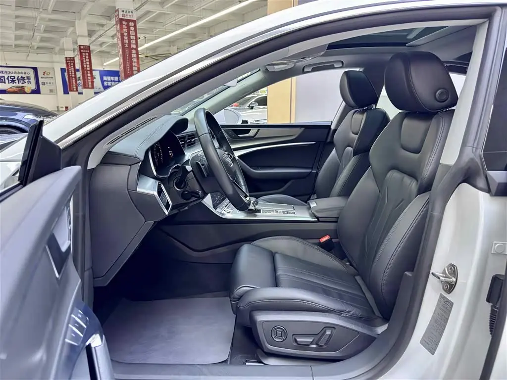 Audi A7 2021 — Photo 5/18