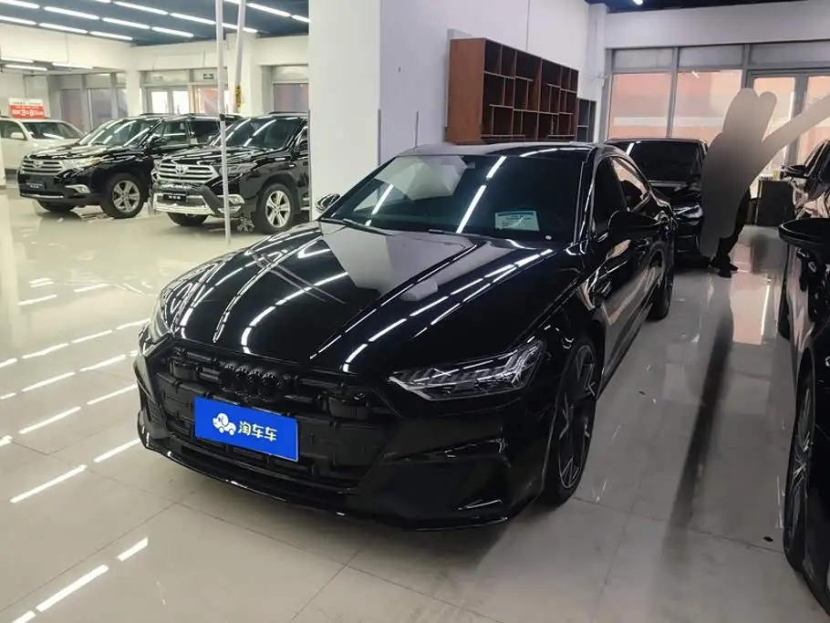 Audi A7L, 2023