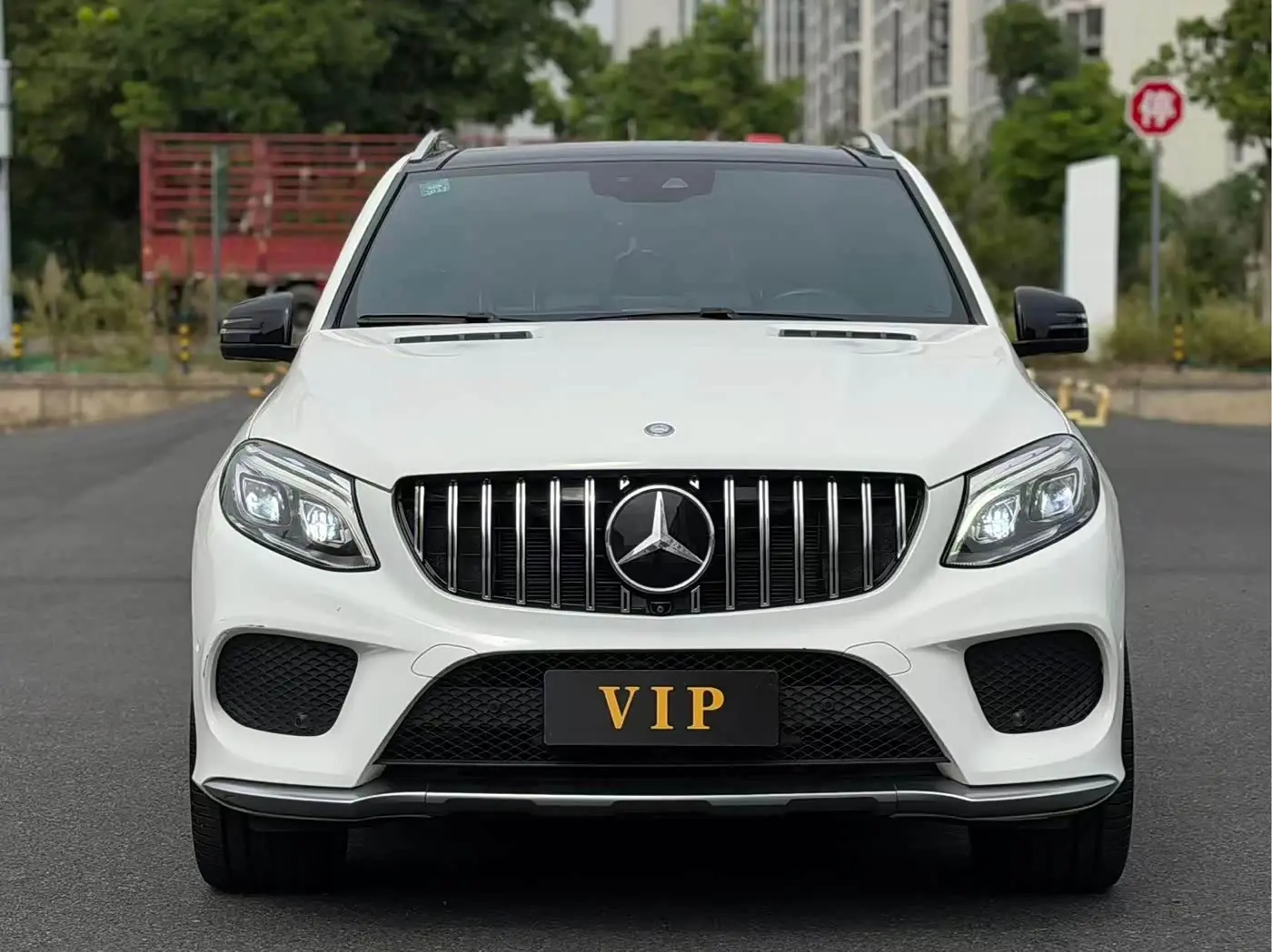 Mercedes-Benz GLE AMG 2018 — Фото 2/12