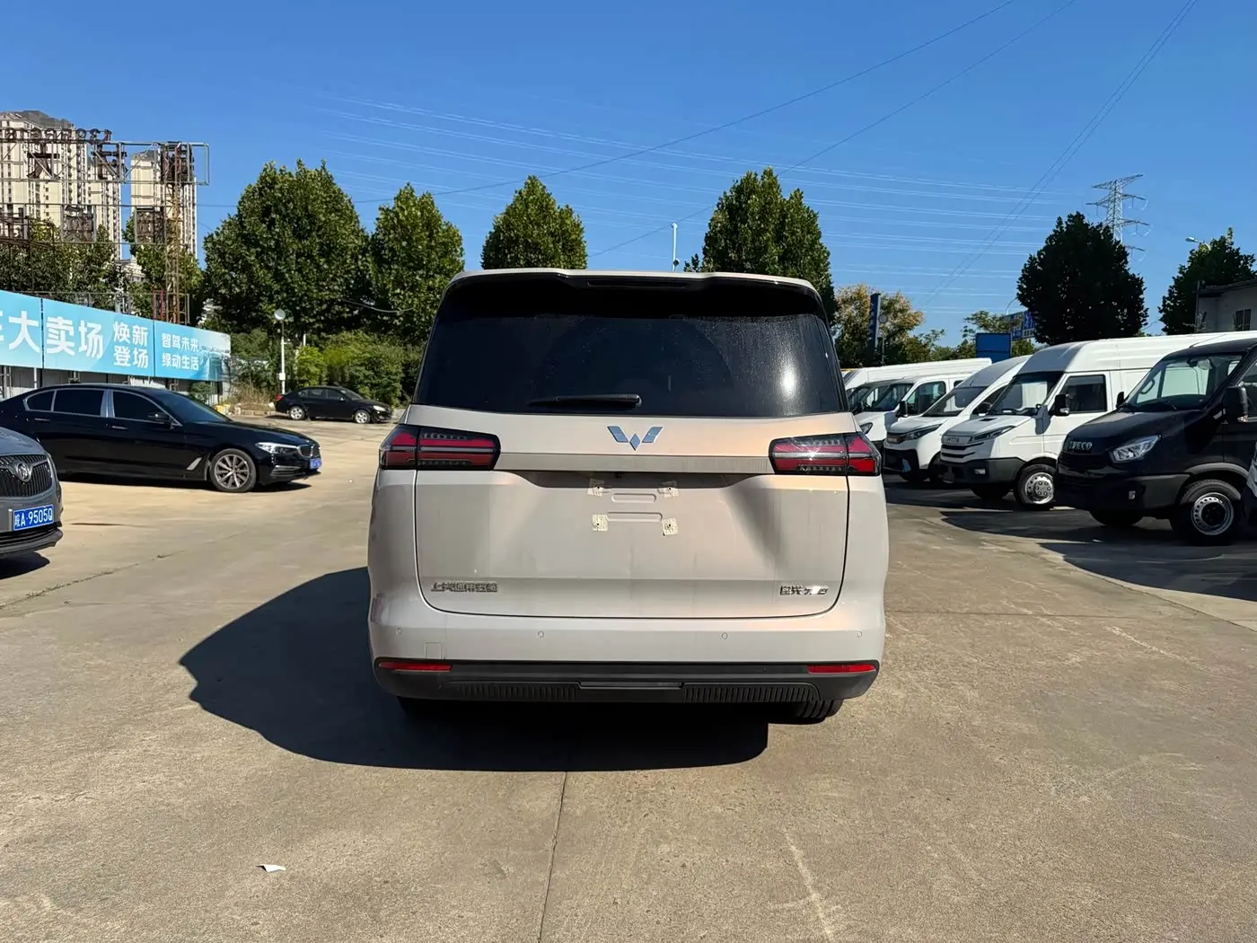 Wuling Motors Xingguang 730 New Energy 2025 — Фото 3/15