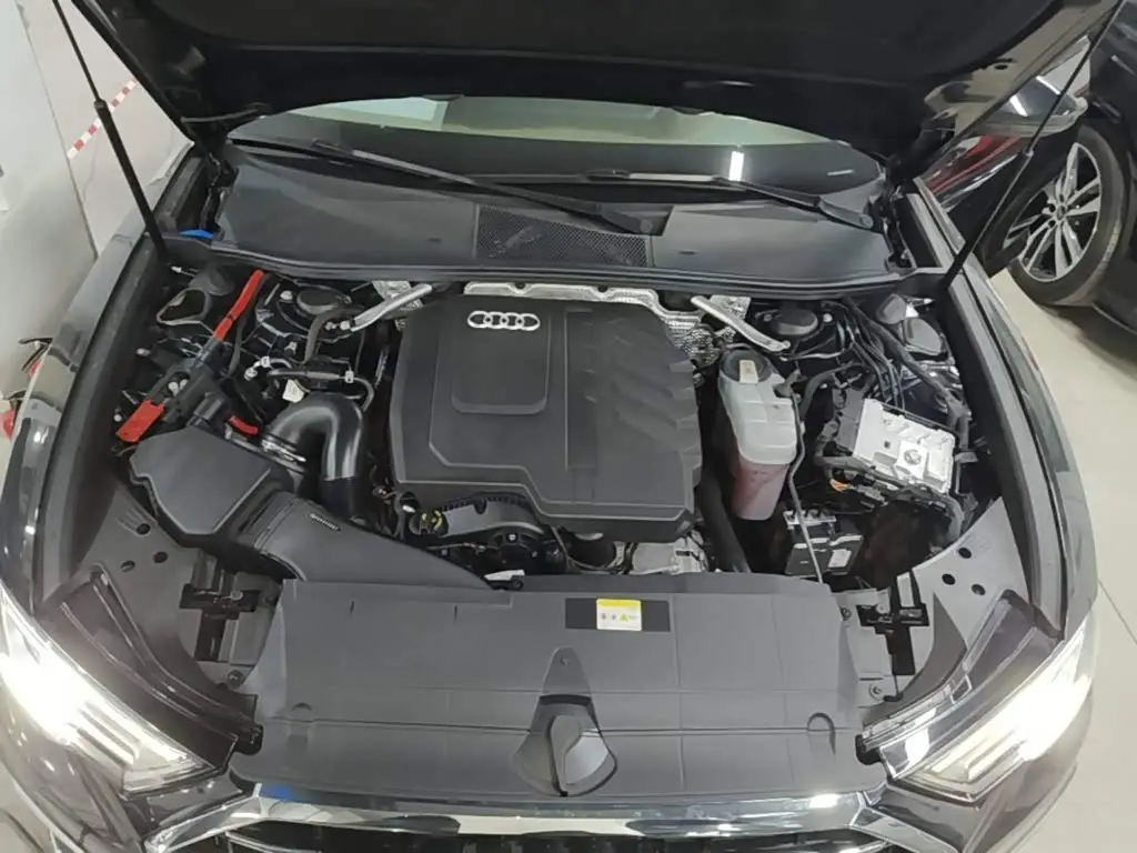 Audi A6L 2024 — Photo 16/19