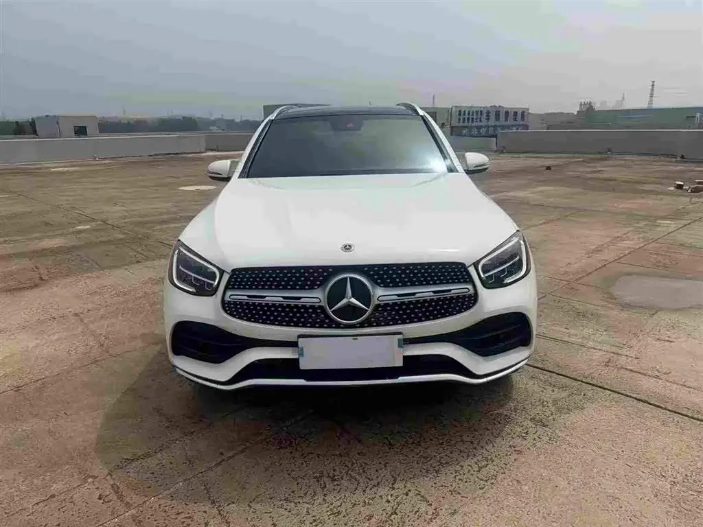 Mercedes-Benz GLC 2021 — Photo 2/9